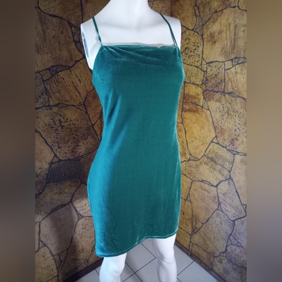 Design Lab Lord & Taylor Teal Velvet Dress - Picture 1 of 5